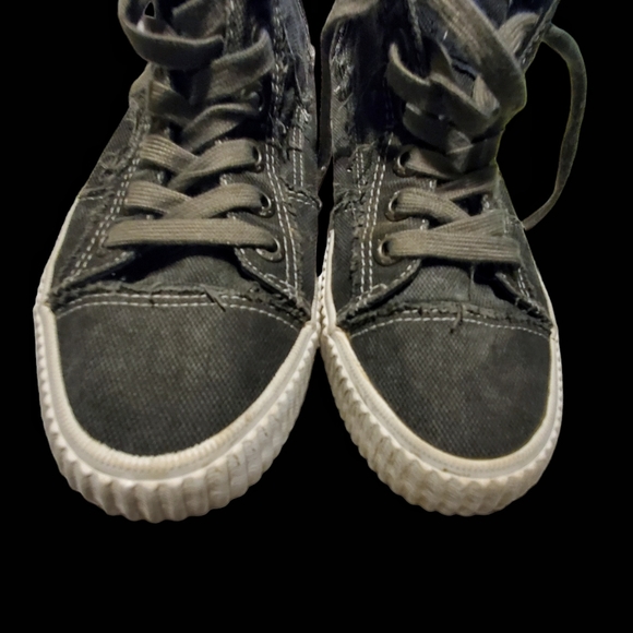 Blowfish womens Dark Grey canvas Midtop sneakers. - Picture 8 of 10